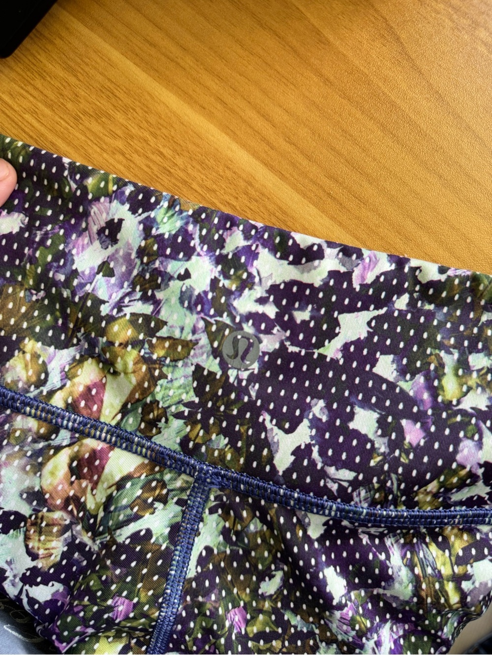 Lululemon Printed Leggings in Multi Color Size 10 - Picture 7 of 7